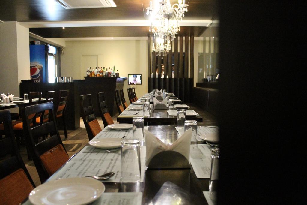 Krishna Inn Kolhapur Exterior photo