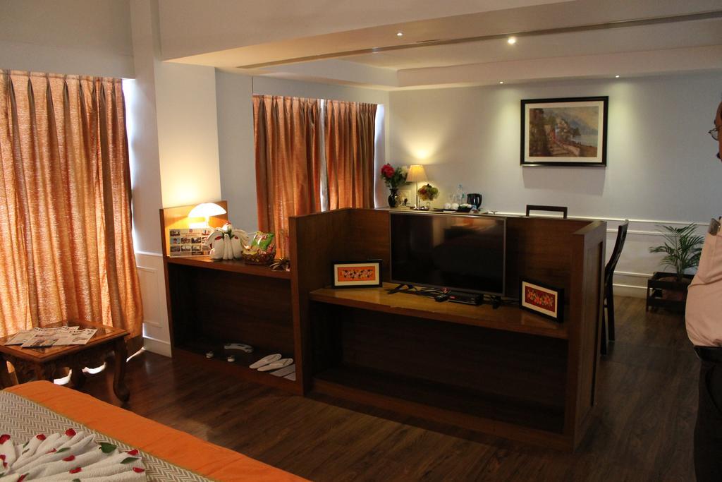 Krishna Inn Kolhapur Room photo